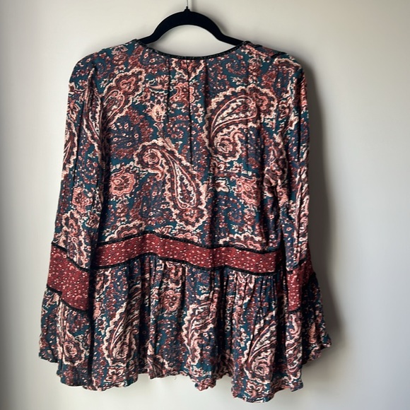 Beautiful women’s blouse - Picture 6 of 6